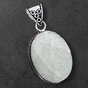 Hand Artisan RAW QUARTZ White Druzy Oval Pendant Necklace Ornate Silver Bezel